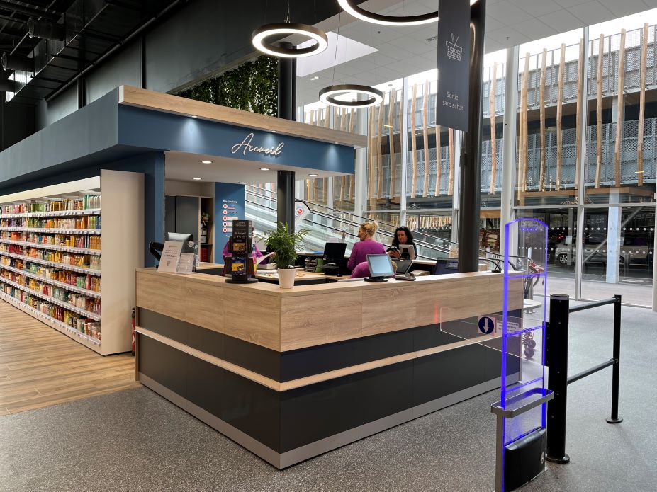 Banque d accueil magasin professionnel
