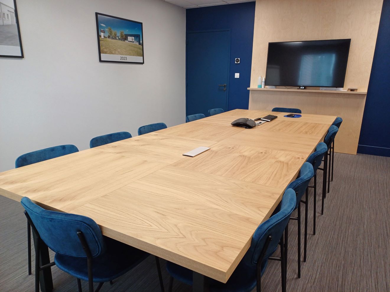 Mobilier salle de réunion professionnel