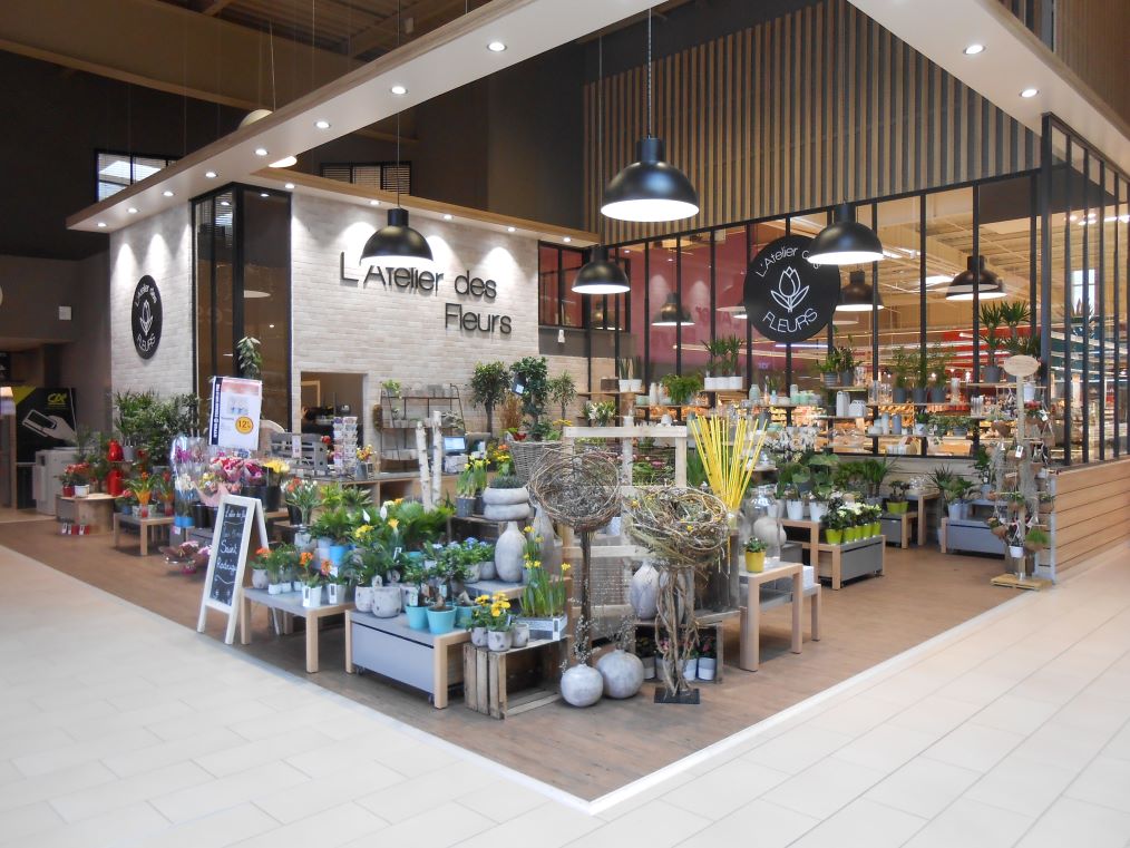Agencement magasin de fleurs et arbustes
